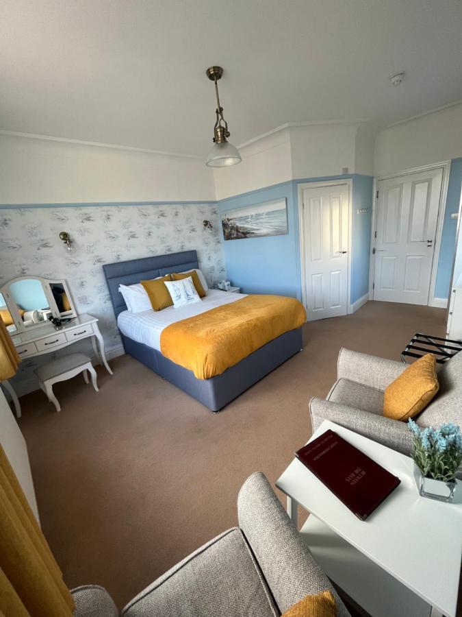 Between The Bays Exclusively For Adults Llandudno Exterior foto